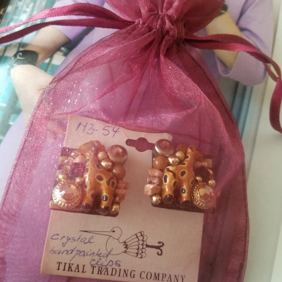 New..Vintage Tikal Trading crystal giraffe clips earrings - Picture 3 of 11